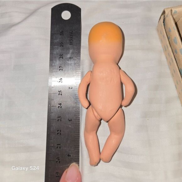 Vintage Kerr& Hinz Bisque Doll collectors Made In US - Picture 13 of 16